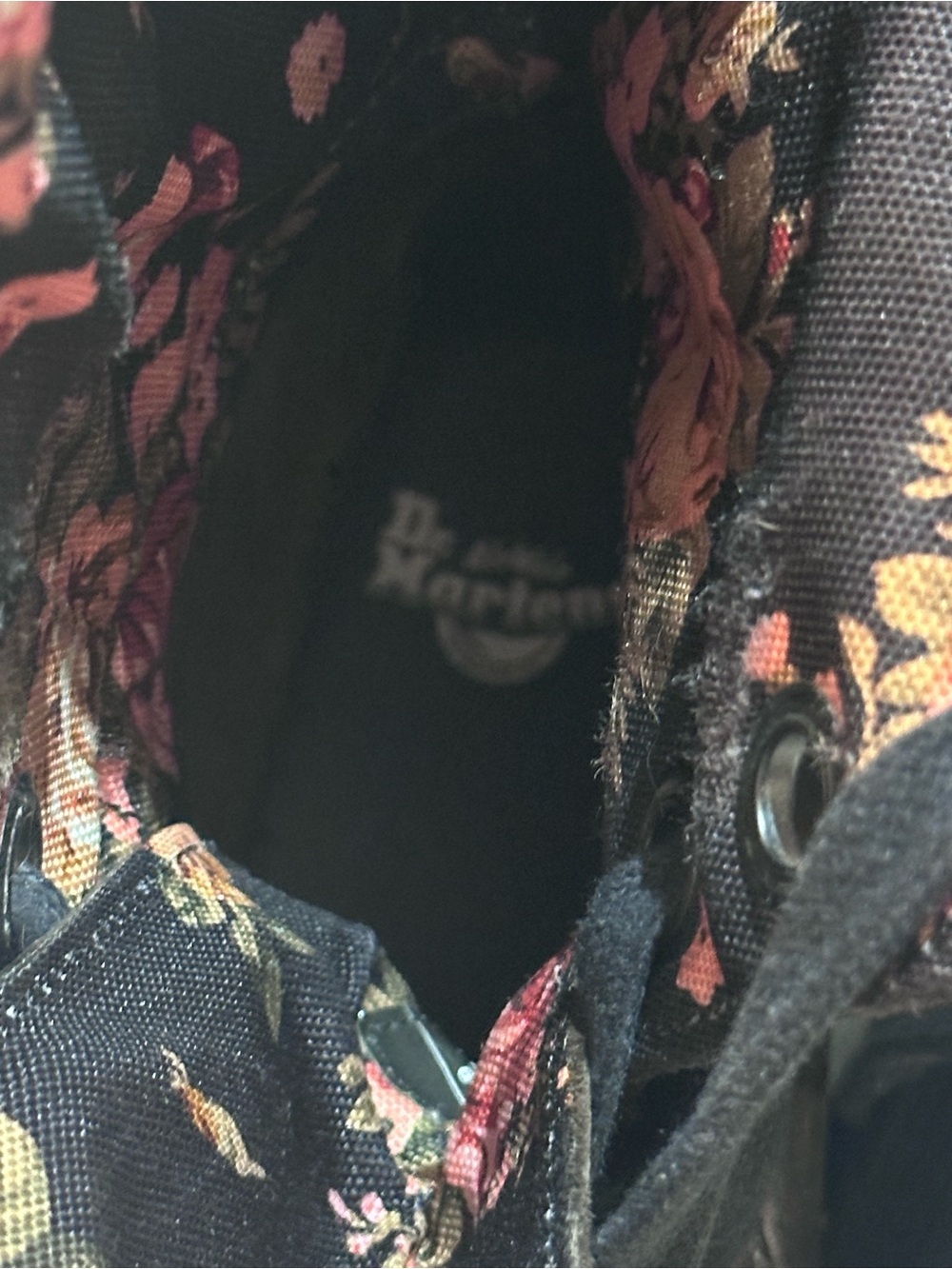 Dr. Martens Triumph 1914 foldover Boots Size 9 brown gray floral - Picture 7 of 10